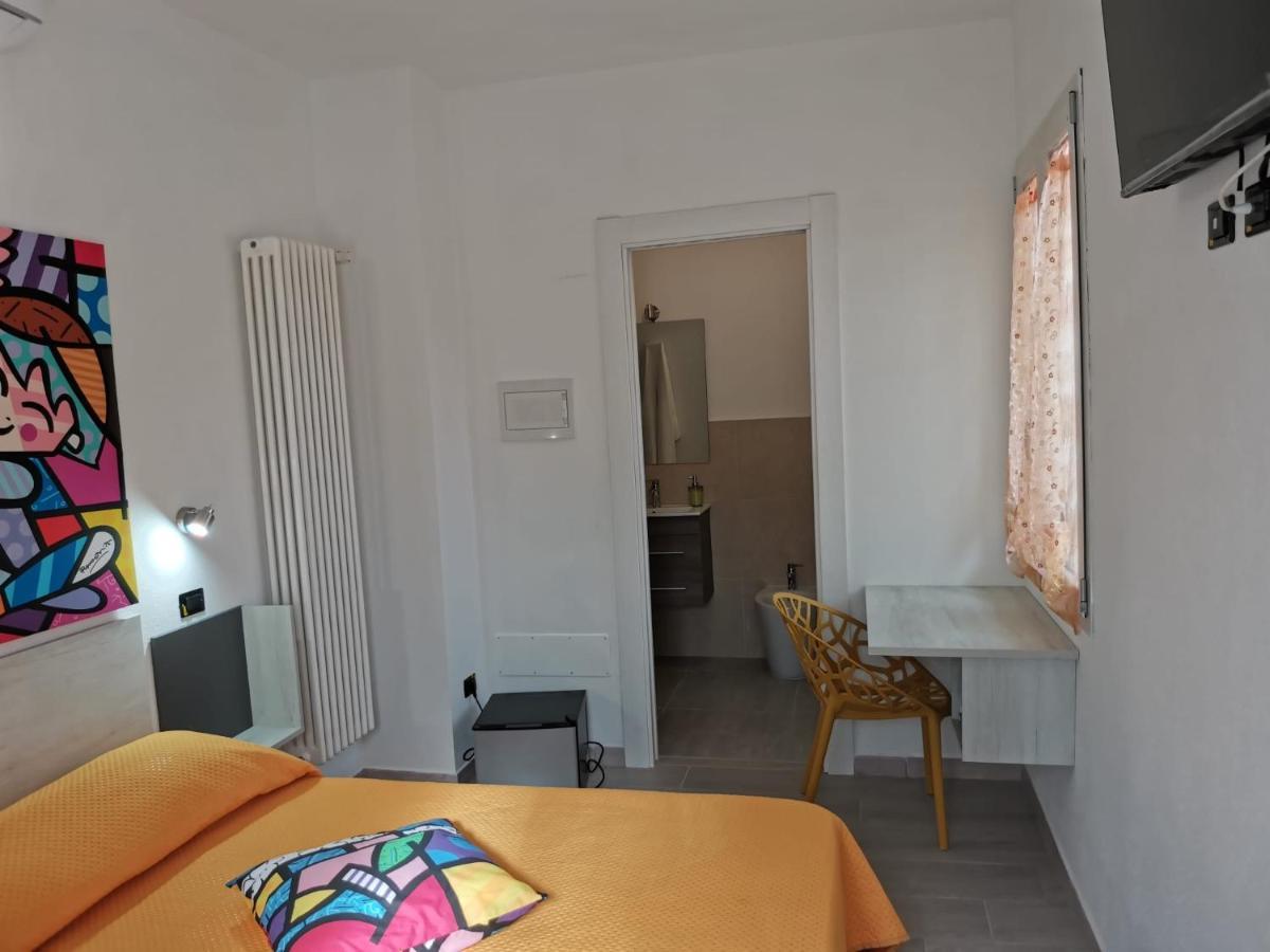 Wonderland Hotel San Teodoro  Bagian luar foto