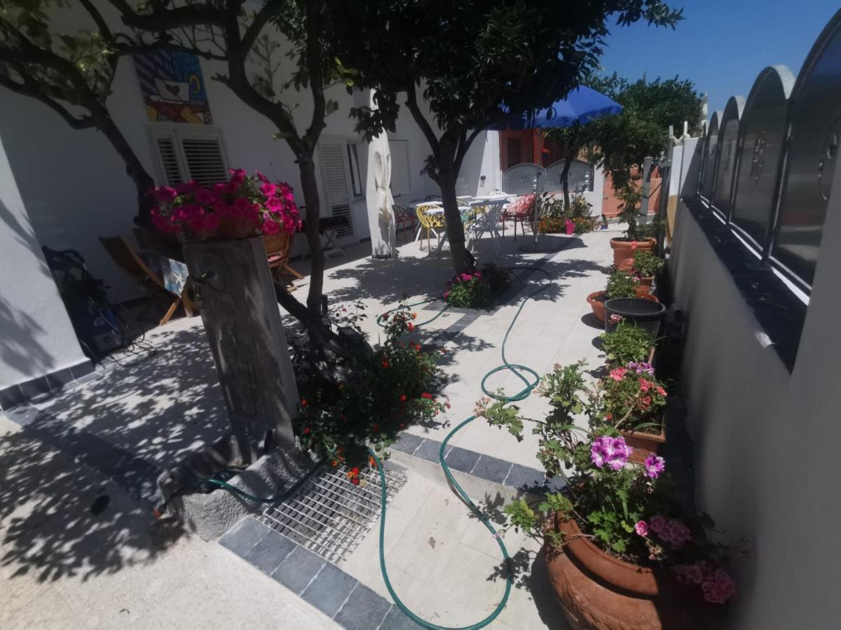 Wonderland Hotel San Teodoro  Bagian luar foto
