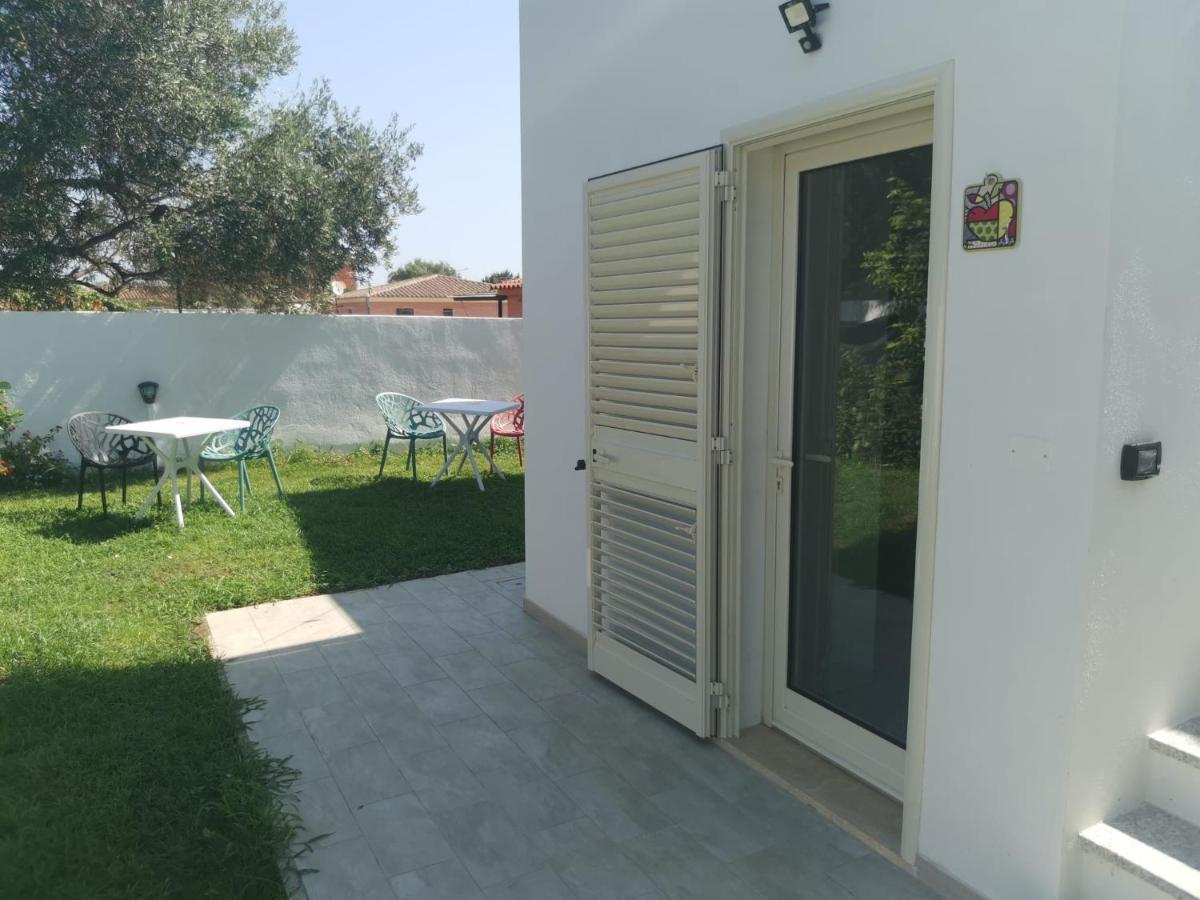 Wonderland Hotel San Teodoro  Bagian luar foto