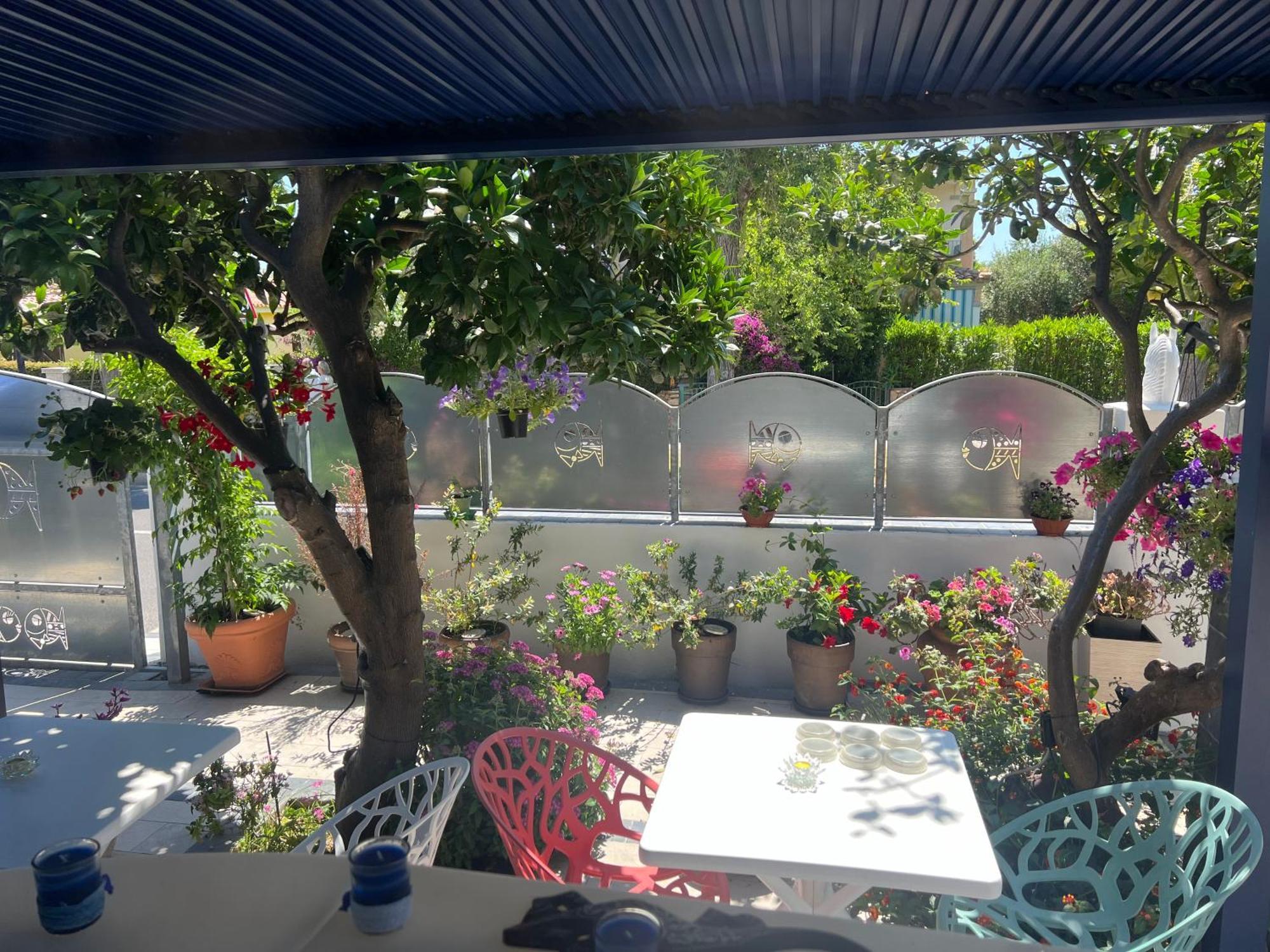 Wonderland Hotel San Teodoro  Bagian luar foto